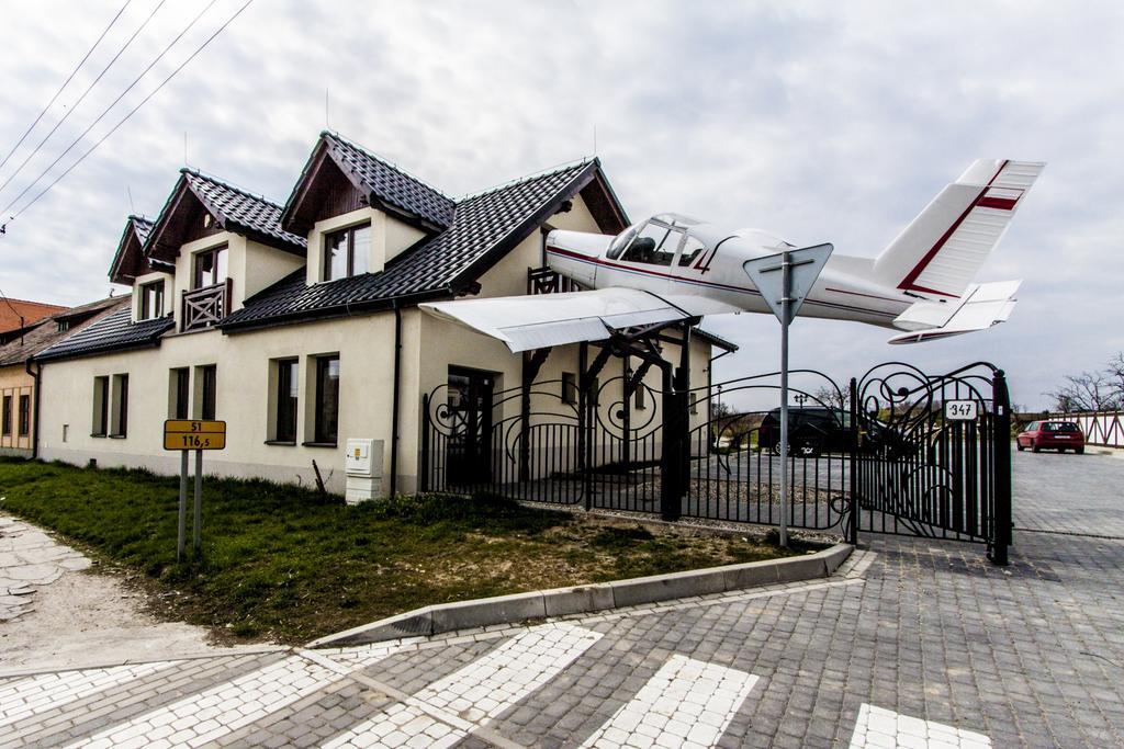Penzion Cmelak Boleráz Exterior foto