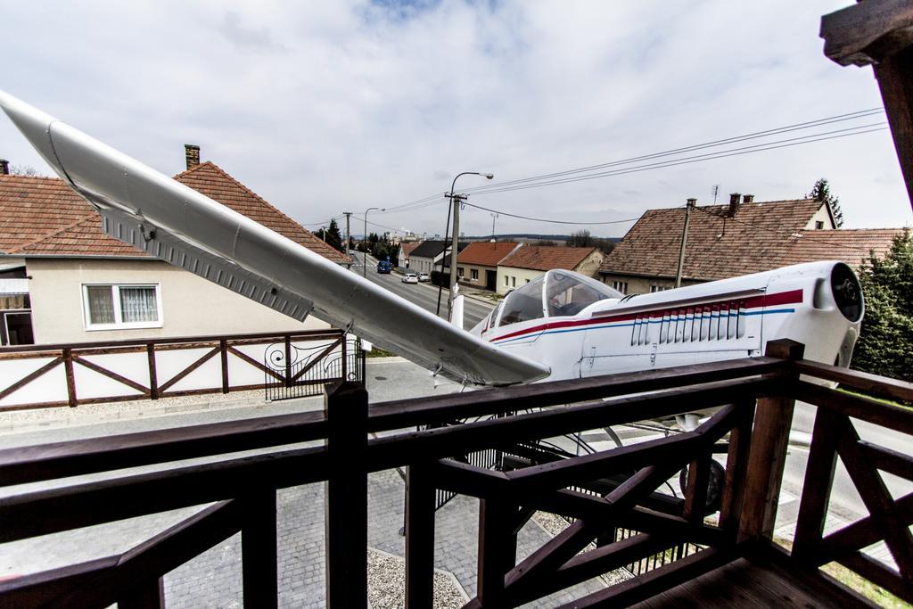 Penzion Cmelak Boleráz Exterior foto